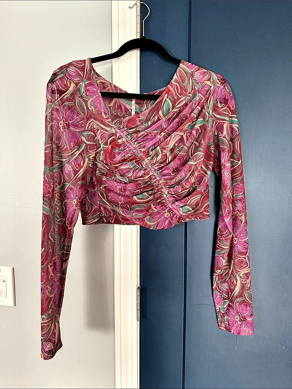 Free People Floral Long Sleeve Crop Top Pink XL Like New